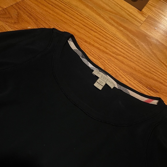 Burberry - Picture 4 of 5